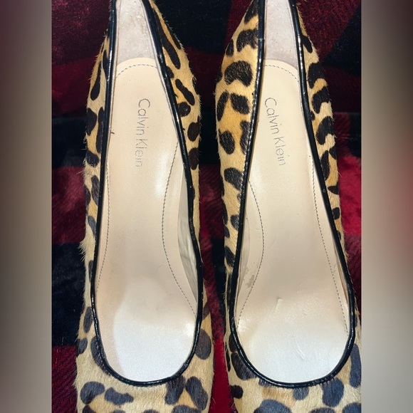 Calvin Klein ‘Kendall’ Faux Fir Leopard Heels, SZ 8M - Picture 12 of 13
